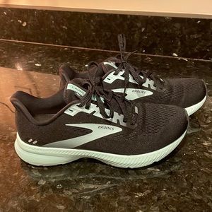Brooks Launch